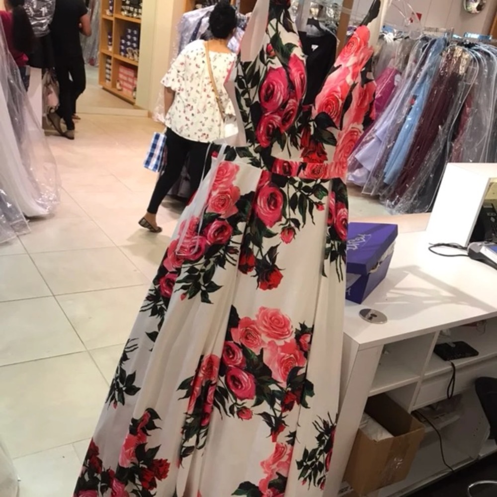 JOVANI ROSE PROM DRESS - Picture 5 of 7